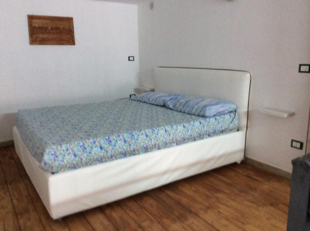 Апартаменти Monolocale Per Vacanze Кастелламмаре-дель-Гольфо Номер фото